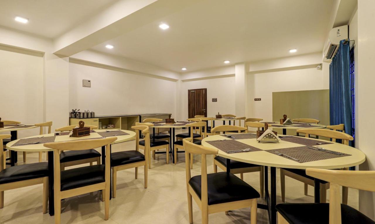 Treebo Arna Residency Hotel Guwahati Buitenkant foto