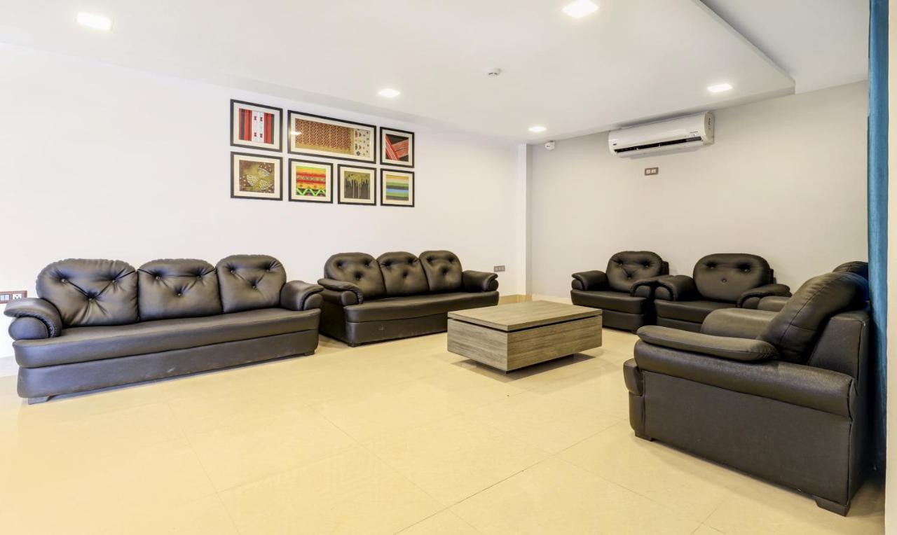 Treebo Arna Residency Hotel Guwahati Buitenkant foto