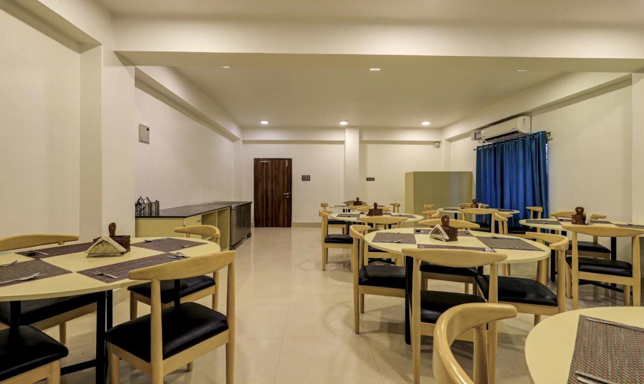 Treebo Arna Residency Hotel Guwahati Buitenkant foto
